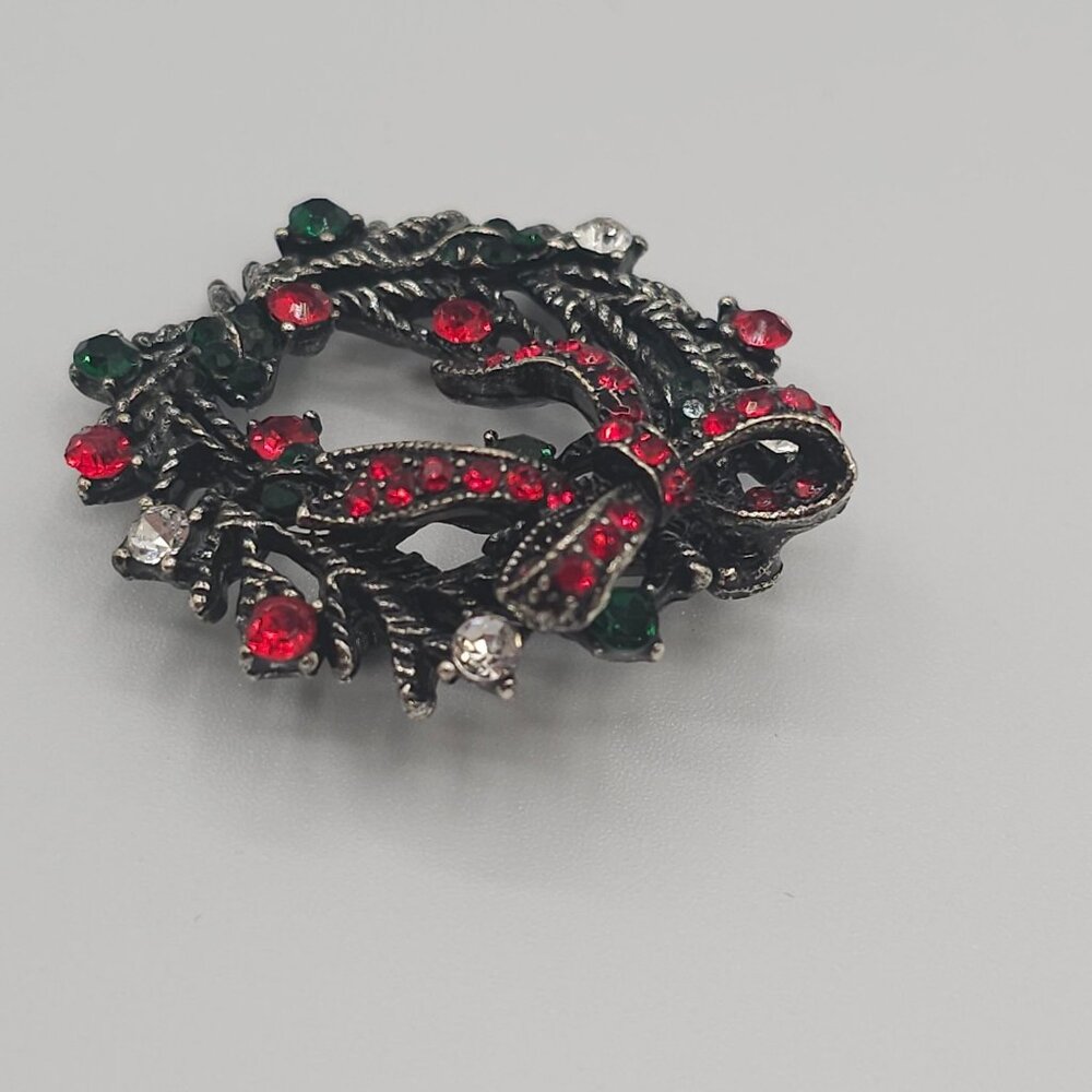 VTG Christmas Brooch 2PC Set Dark Silver Tone Red Green Tree Wreath Holiday Joy - Picture 7 of 16